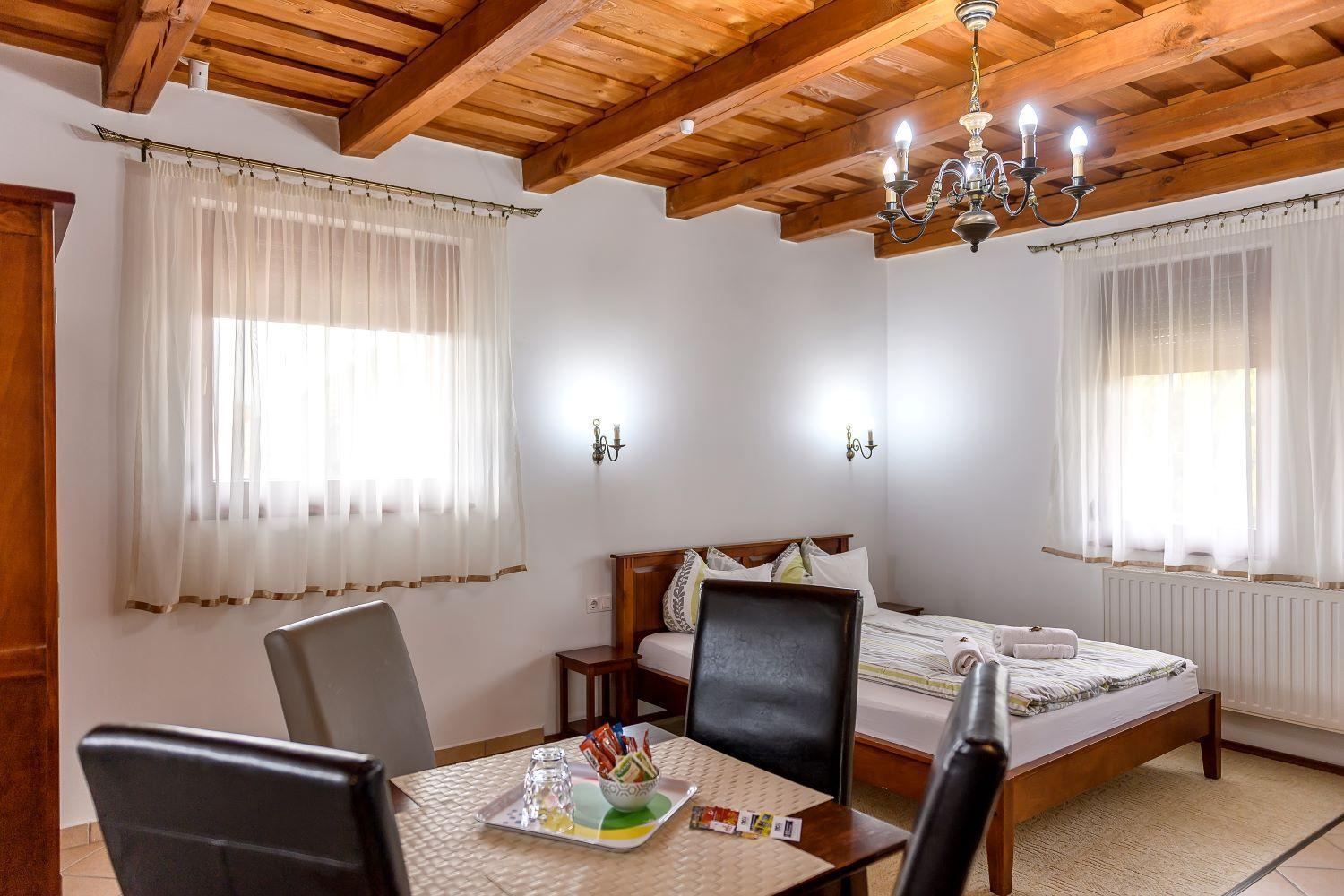 Cherry Apartmanhaz Шарвар Екстер'єр фото