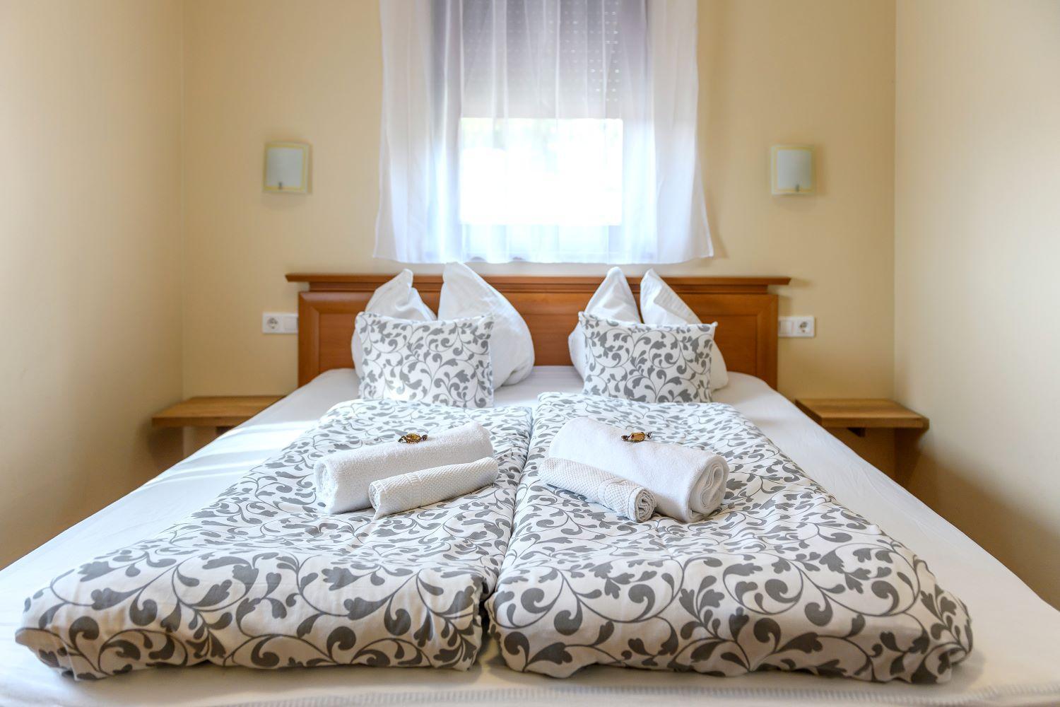 Cherry Apartmanhaz Шарвар Екстер'єр фото